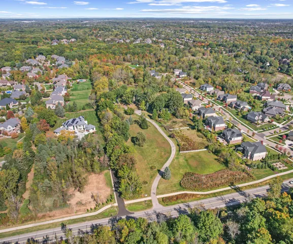 $999,900 | 48000 Eight Mile Road, Northville, MI 48167