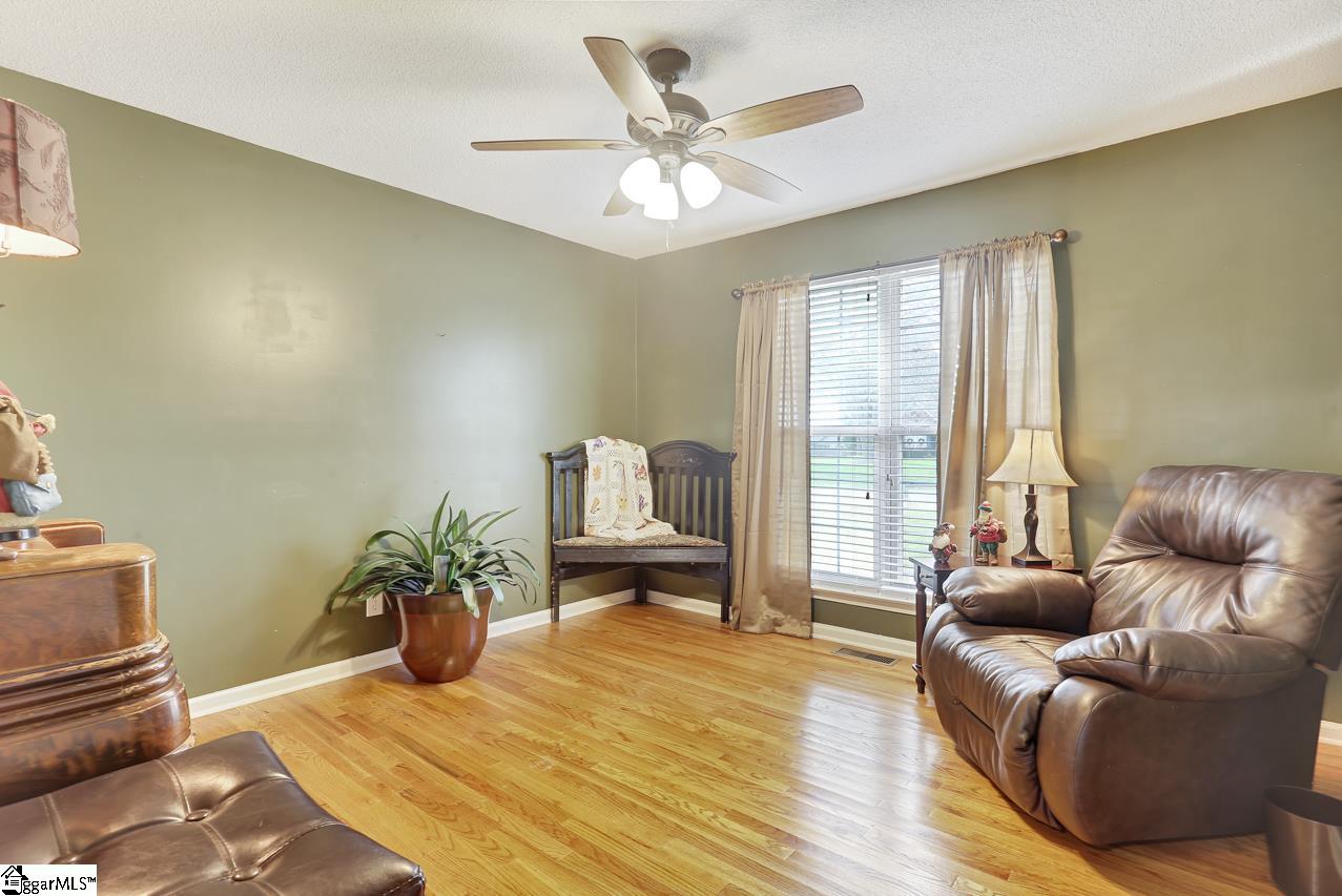 327 West Autumn Ridge Road Moore, SC 29369 - Photo 23 of 34 Gallery Image 23