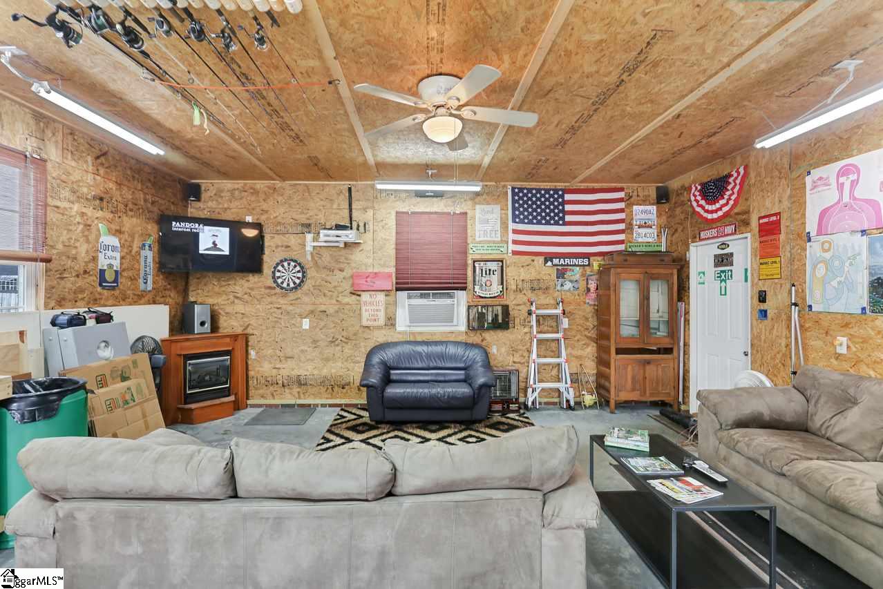 327 West Autumn Ridge Road Moore, SC 29369 - Photo 33 of 34 Gallery Image 33