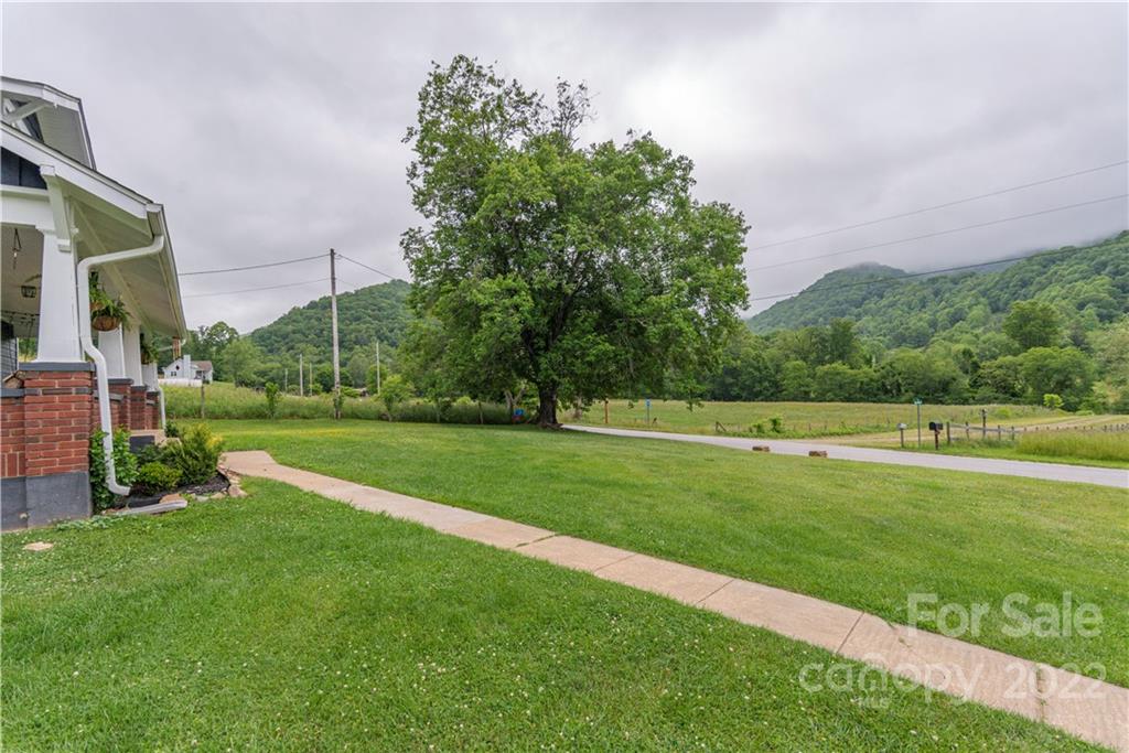 3215 Beaverdam Road Canton, NC 28716 - Photo 30 of 30 a view of a golf course