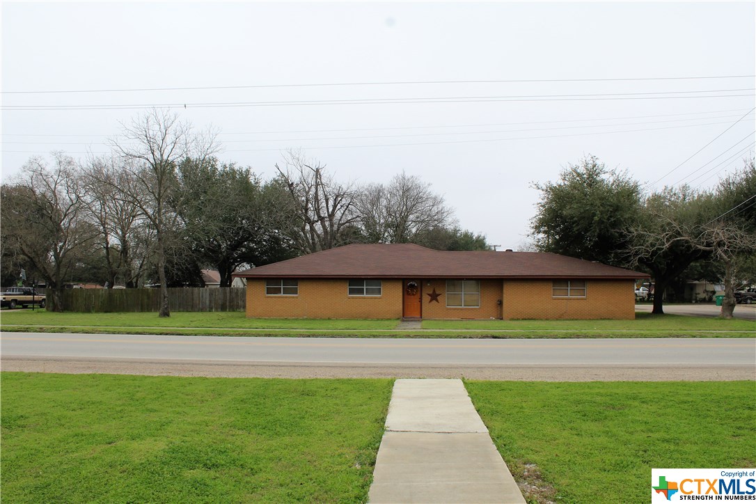 203 Main Street Rosebud, TX 76570 - Photo 1 of 1 a house with swimming pool in front of it
