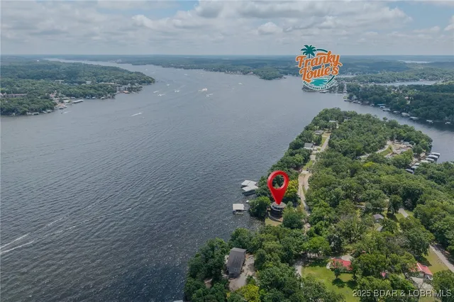 $835,000 | 172 Kansas City Way, Sunrise Beach, MO 65079