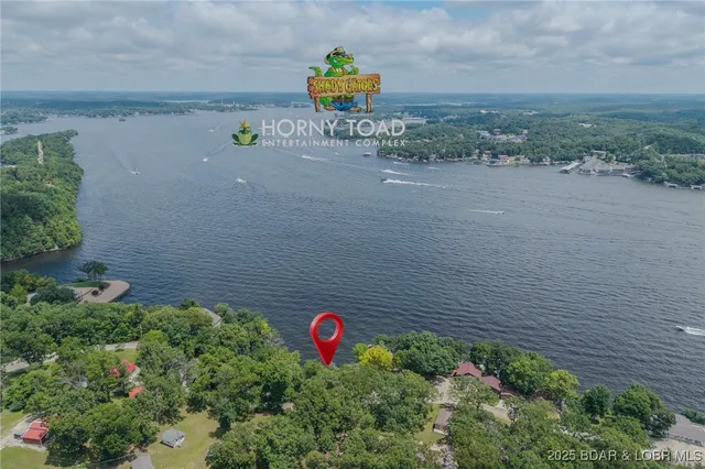 $835,000 | 172 Kansas City Way, Sunrise Beach, MO 65079