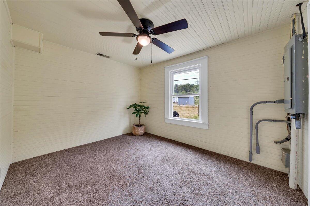 116 Henry Fork Road Henry, VA 24102 - Photo 30 of 62 30-MIB07138