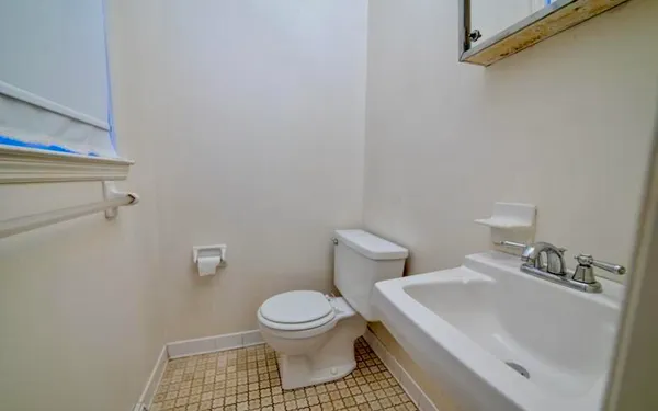 $220,000 | 246 Columbia Drive, Ladson, SC 29456