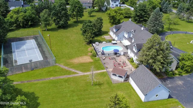 $925,000 | 9 University Place, Amsterdam, NY 12010