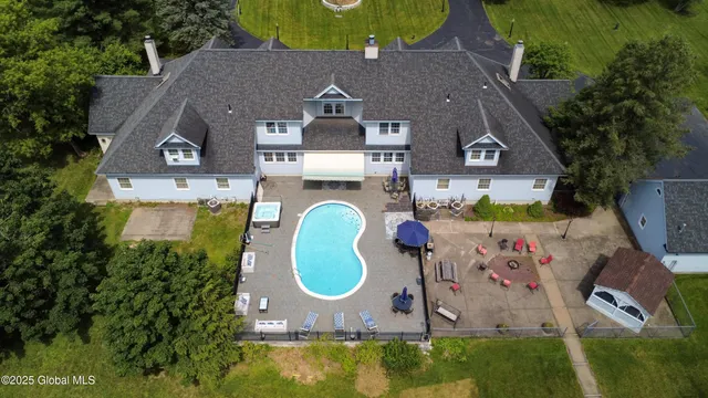 $925,000 | 9 University Place, Amsterdam, NY 12010