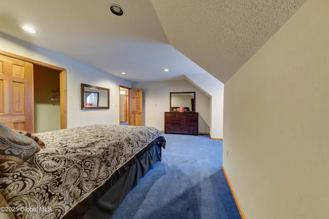 $925,000 | 9 University Place, Amsterdam, NY 12010