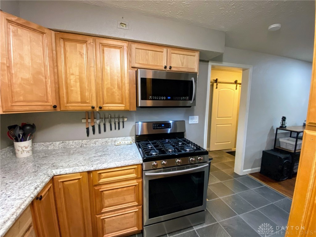 4116 Osborn Road Medway, OH 45341 - Photo 6 of 40 Gallery Image 6