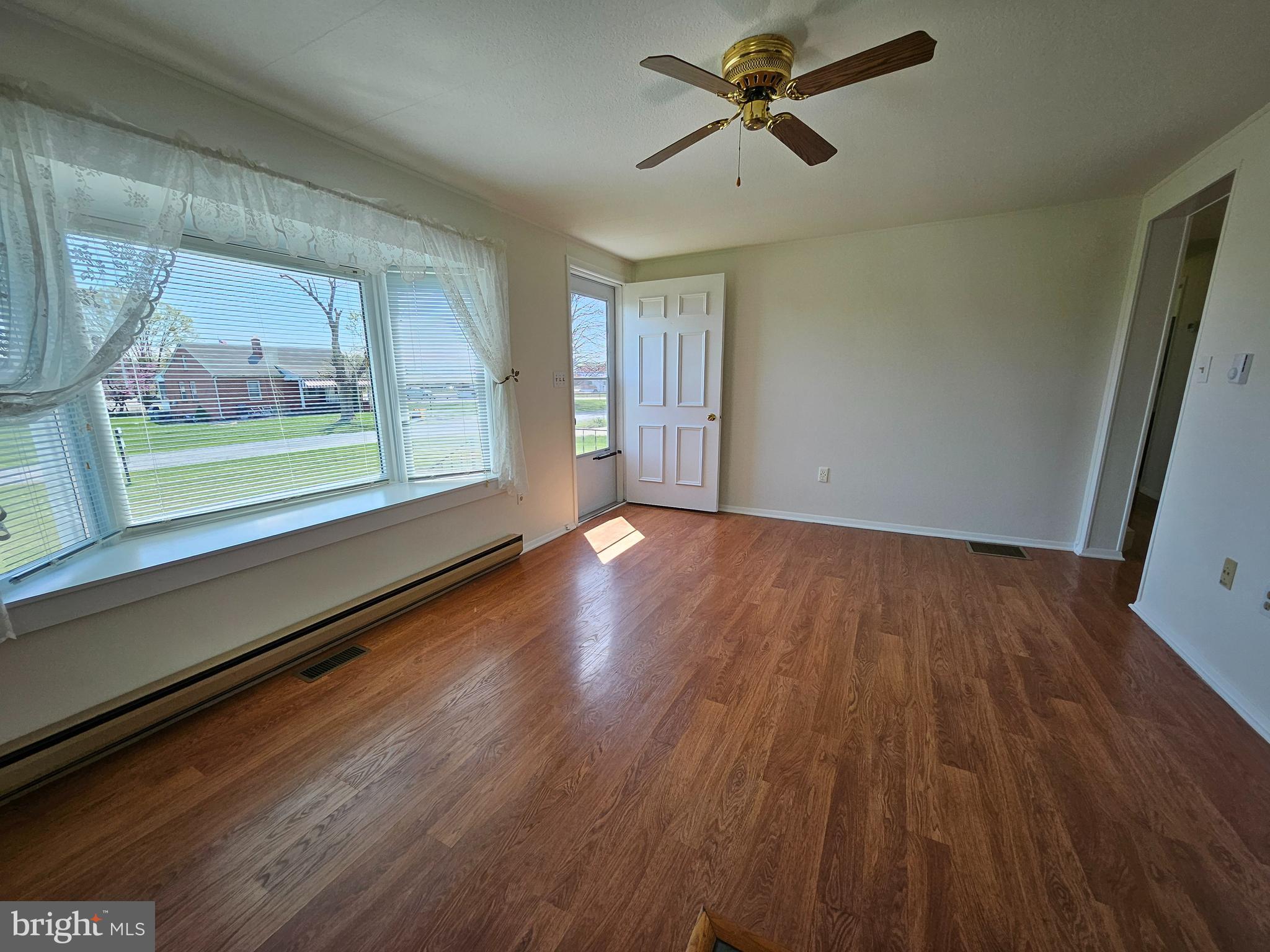 254 Jefferson Terrace Road Charles Town, WV 25414 - Photo 15 of 44 Bright & Airy Living Space