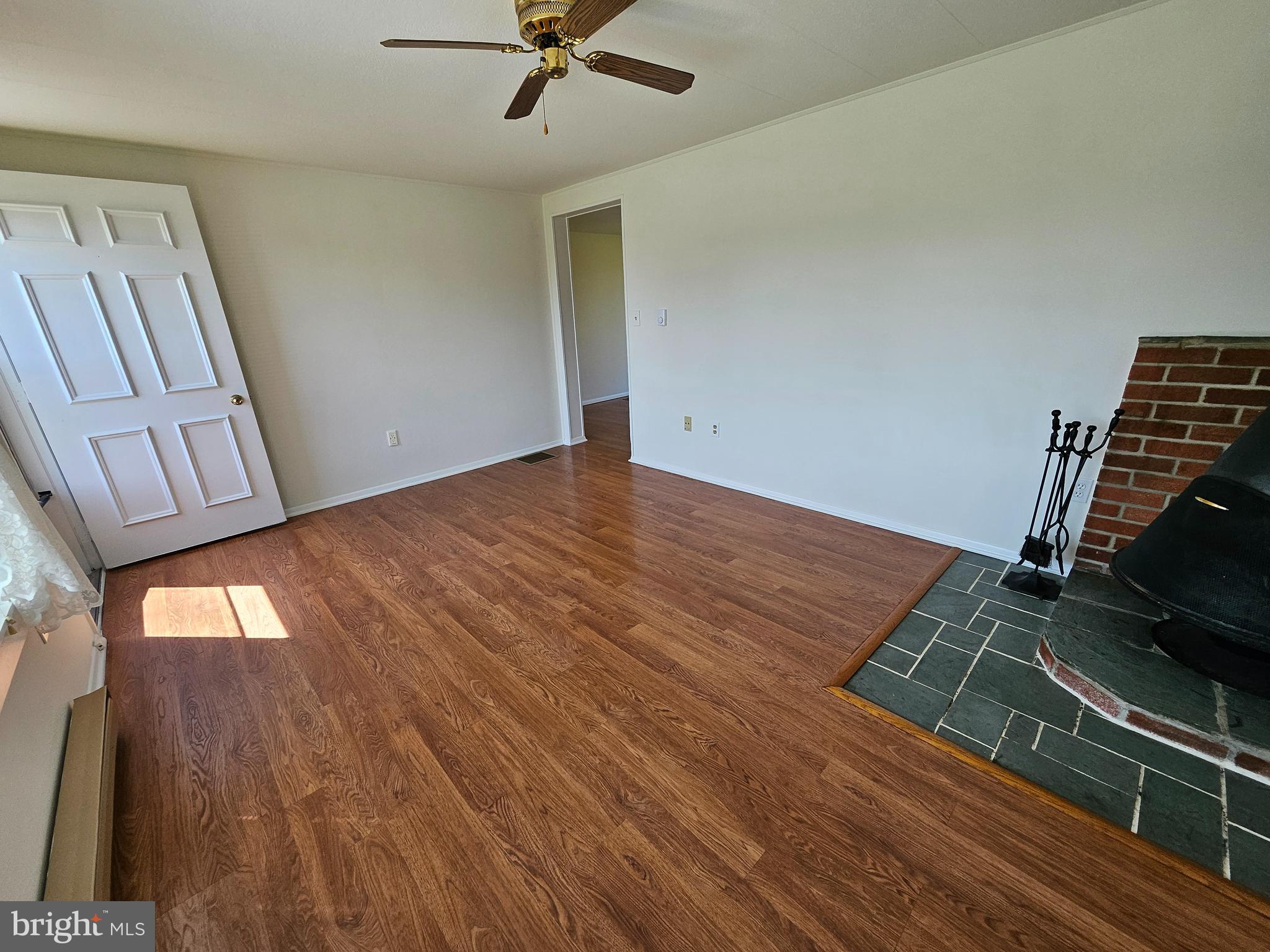 254 Jefferson Terrace Road Charles Town, WV 25414 - Photo 16 of 44 Living Room
