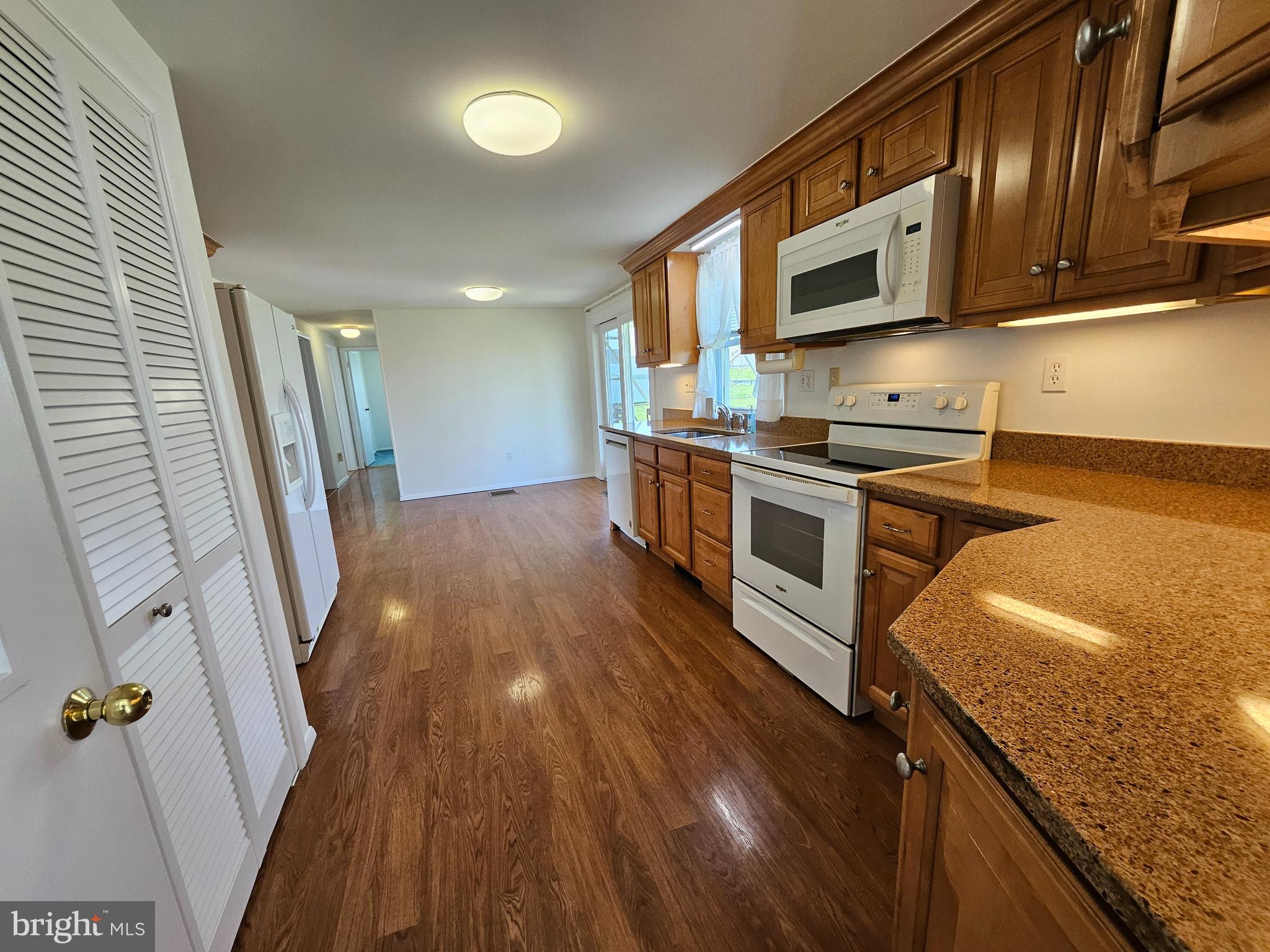 254 Jefferson Terrace Road Charles Town, WV 25414 - Photo 20 of 44 Kitchen