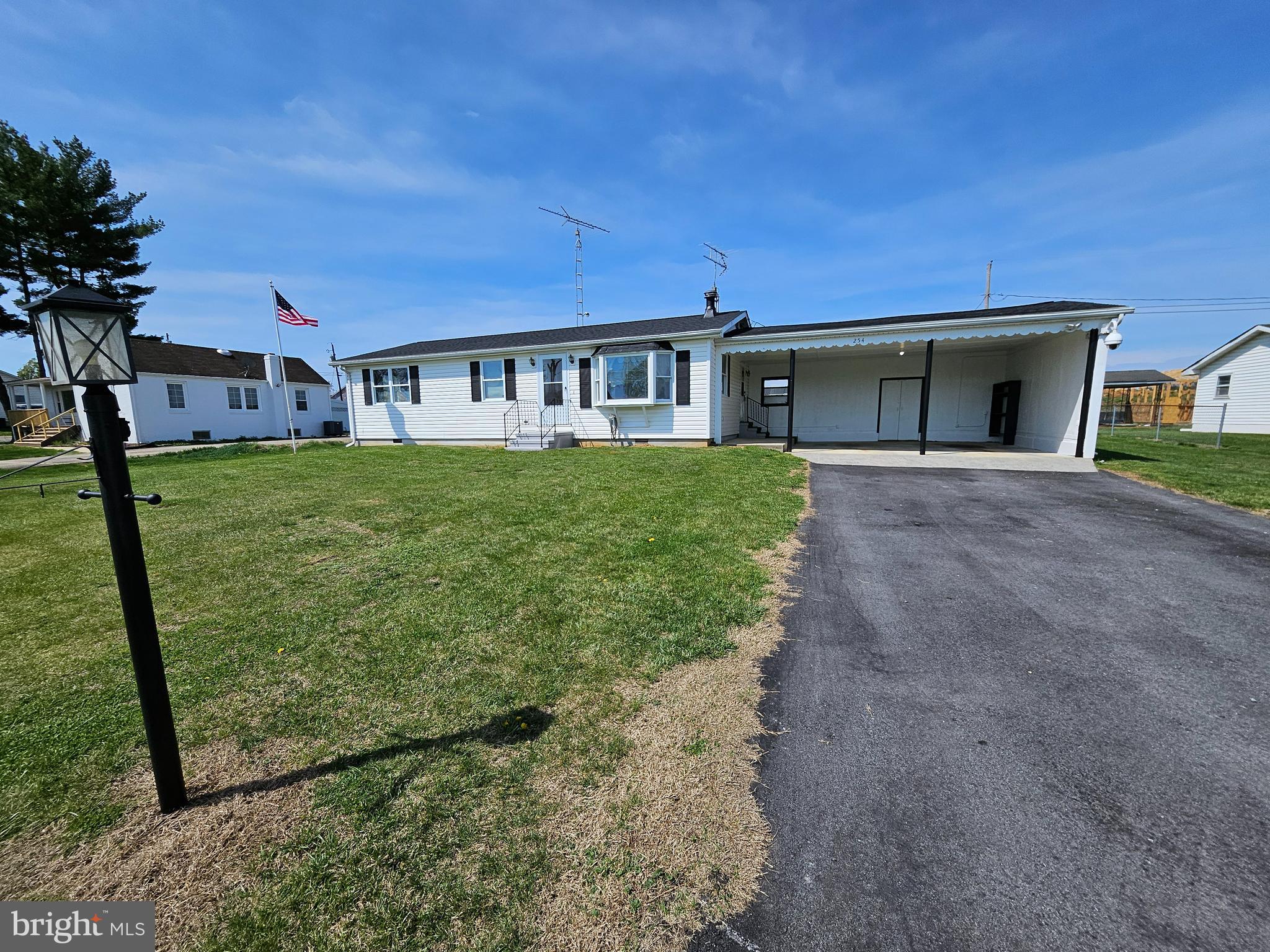 254 Jefferson Terrace Road Charles Town, WV 25414 - Photo 2 of 44 Long Private Driveway