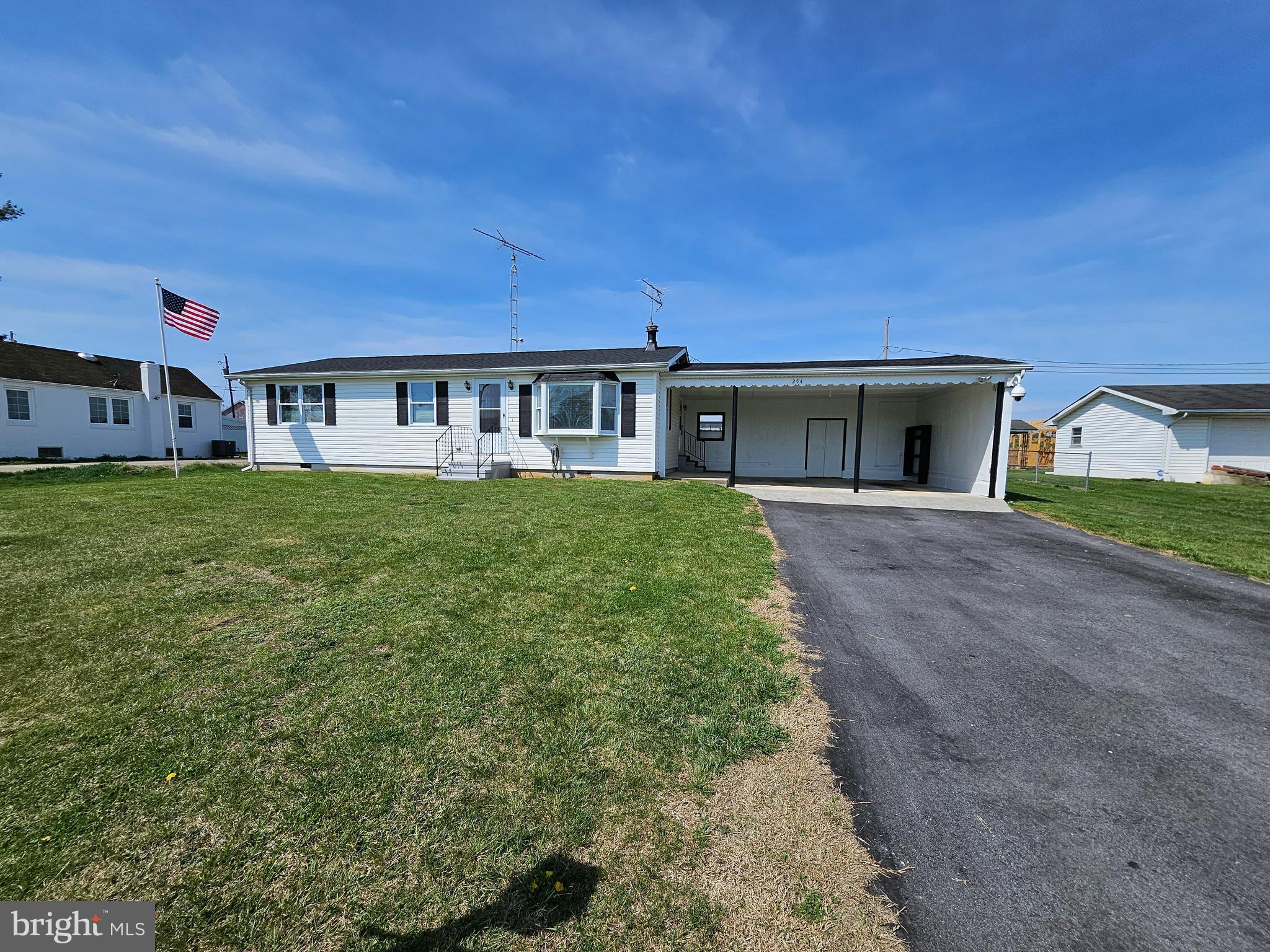 254 Jefferson Terrace Road Charles Town, WV 25414 - Photo 39 of 44 Long Private Driveway