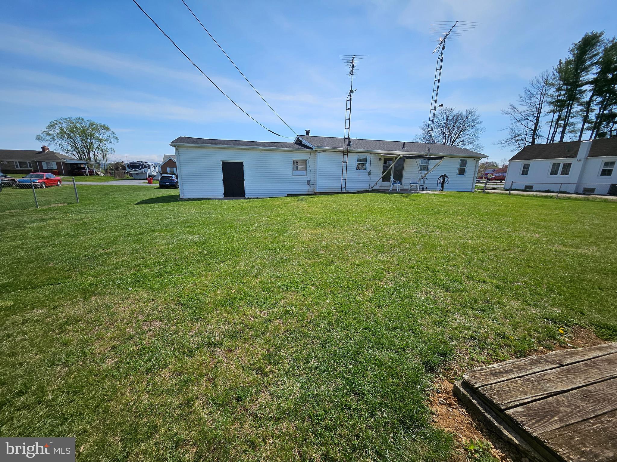 254 Jefferson Terrace Road Charles Town, WV 25414 - Photo 9 of 44