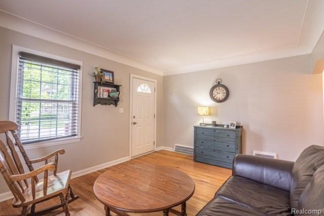 2174 Dorothea Road Berkley, MI 48072 - Photo 4 of 30