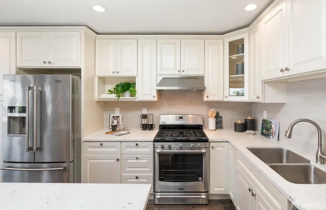 $1,045,000 | 104 Bache Street, Unit A, San Francisco, CA 94110