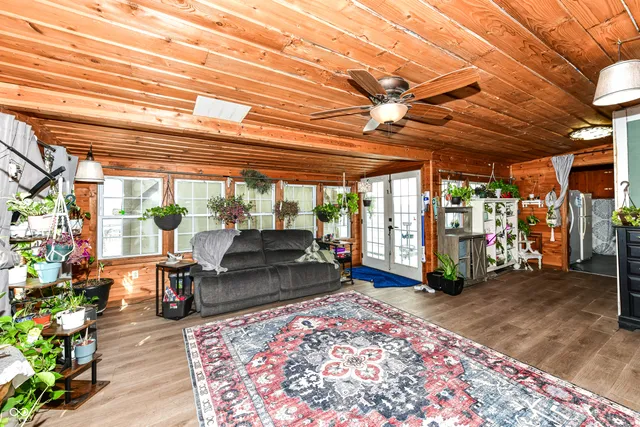 $280,000 | 121 East Church Street, Fortville, IN 46040