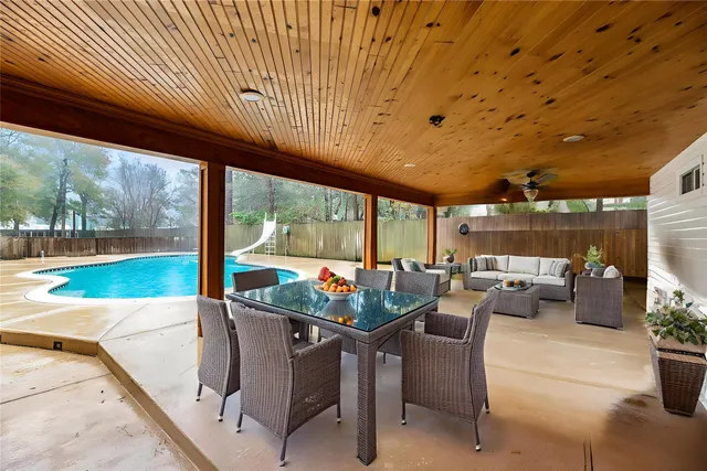 $3,200 | 17814 Theiss Mail Rte Road, Spring, TX 77379