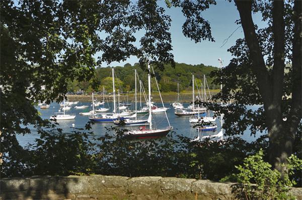 7 Norton's Point Road Manchester, MA 01944 - Photo 17 of 29 a view of a sitting area with swimming pool and sitting area
