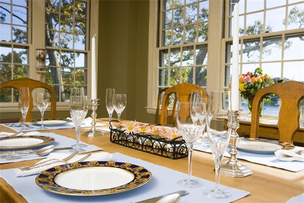 7 Norton's Point Road Manchester, MA 01944 - Photo 5 of 29 a view of a dining room with furniture and a window