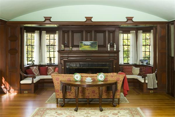 7 Norton's Point Road Manchester, MA 01944 - Photo 8 of 29 a living room with furniture and a window