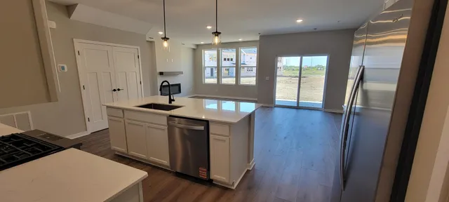 $377,990 | 10385 Glacier Lane North, Maple Grove, MN 55369