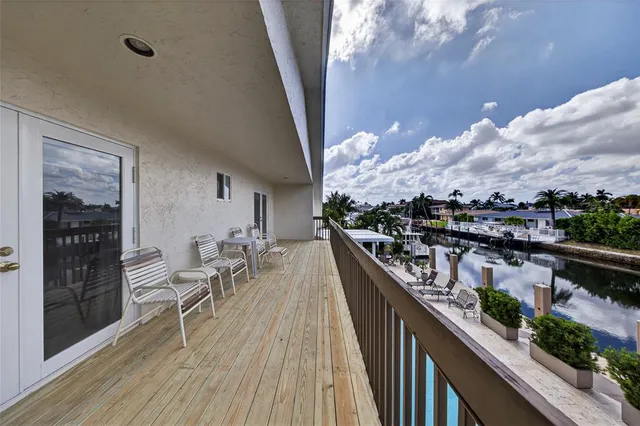 $2,495,000 | 3851 Northeast 26th Avenue, Lighthouse Point, FL 33064