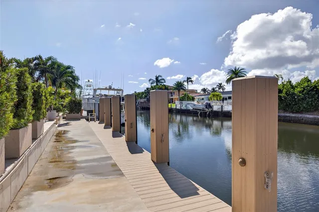 $2,495,000 | 3851 Northeast 26th Avenue, Lighthouse Point, FL 33064