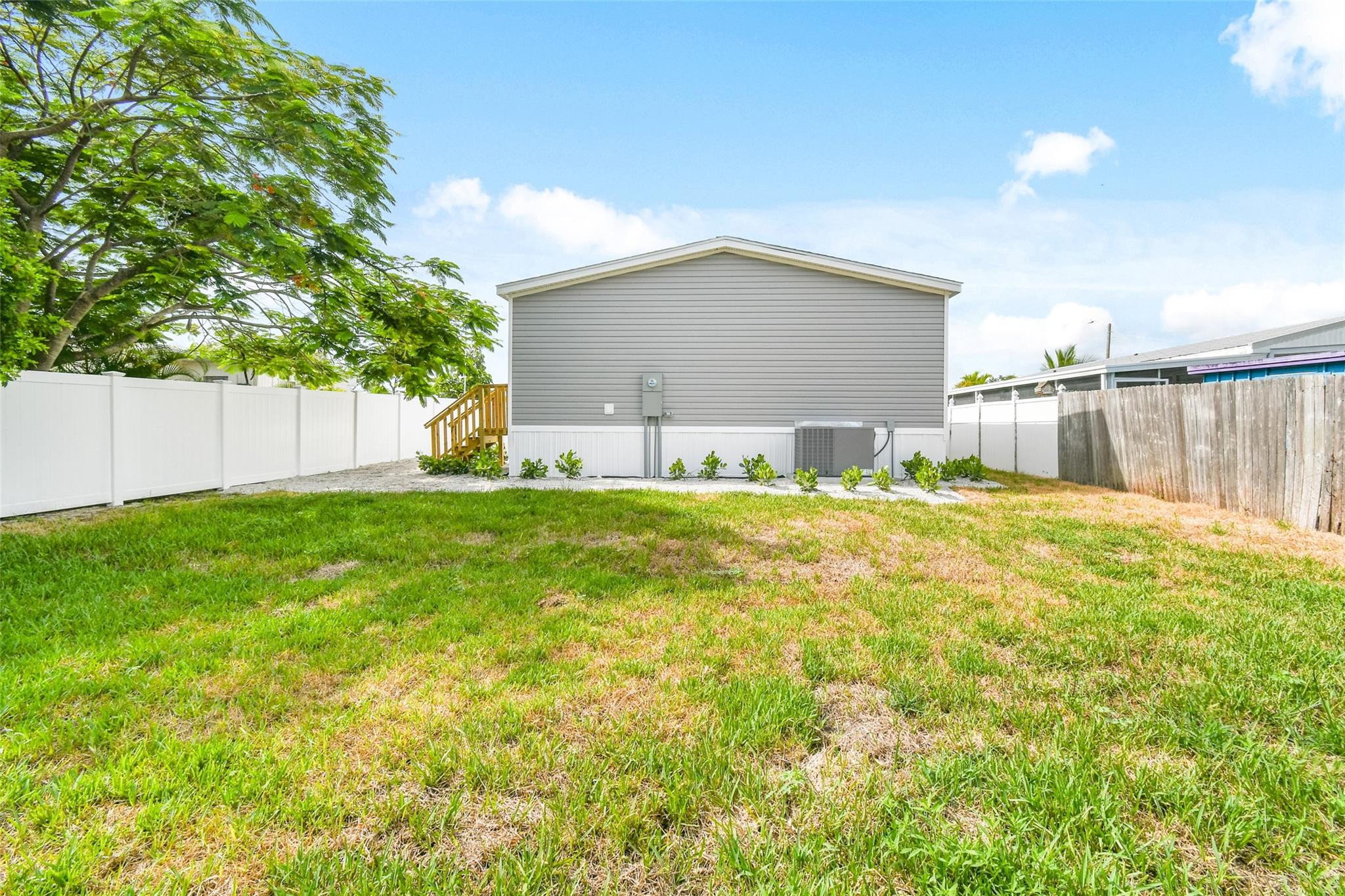 6989 Southeast Ridgeway Terrace Hobe Sound, FL 33455 - Photo 28 of 30 Photo 28