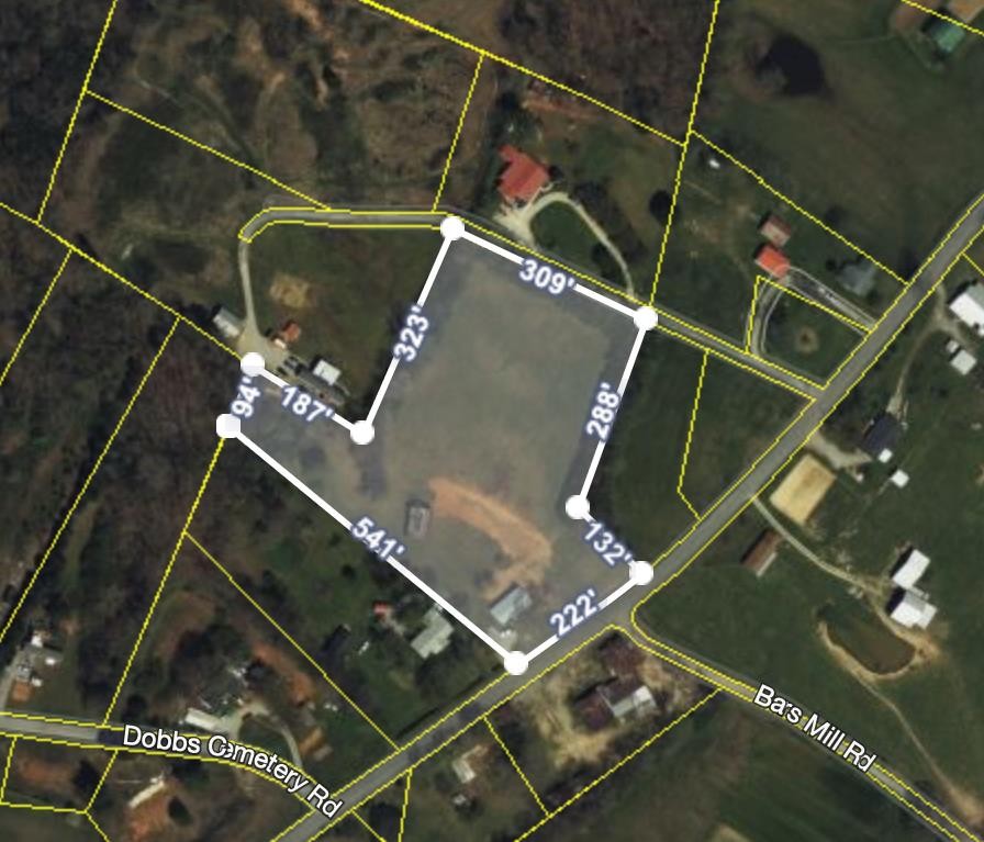 9025 Austin Bottom Road Baxter, TN 38544 - Photo 31 of 35 an aerial view of gym equipment