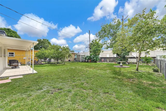 $599,999 | 26 East 45th Street, Hialeah, FL 33013