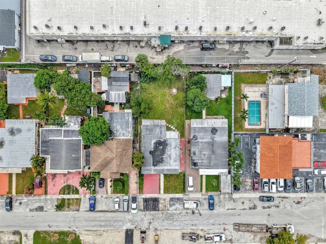 $599,999 | 26 East 45th Street, Hialeah, FL 33013