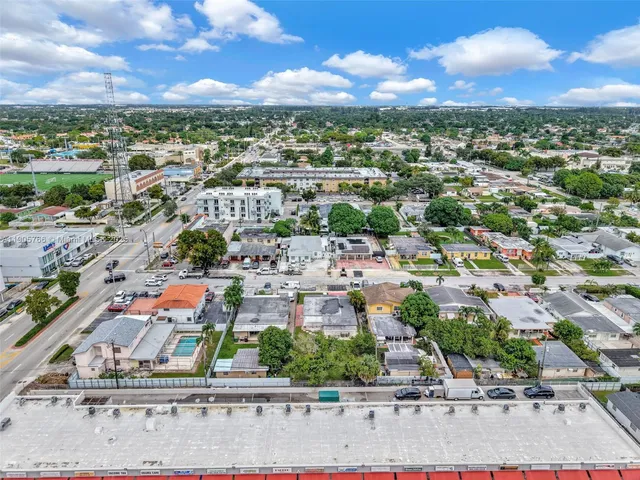 $599,999 | 26 East 45th Street, Hialeah, FL 33013