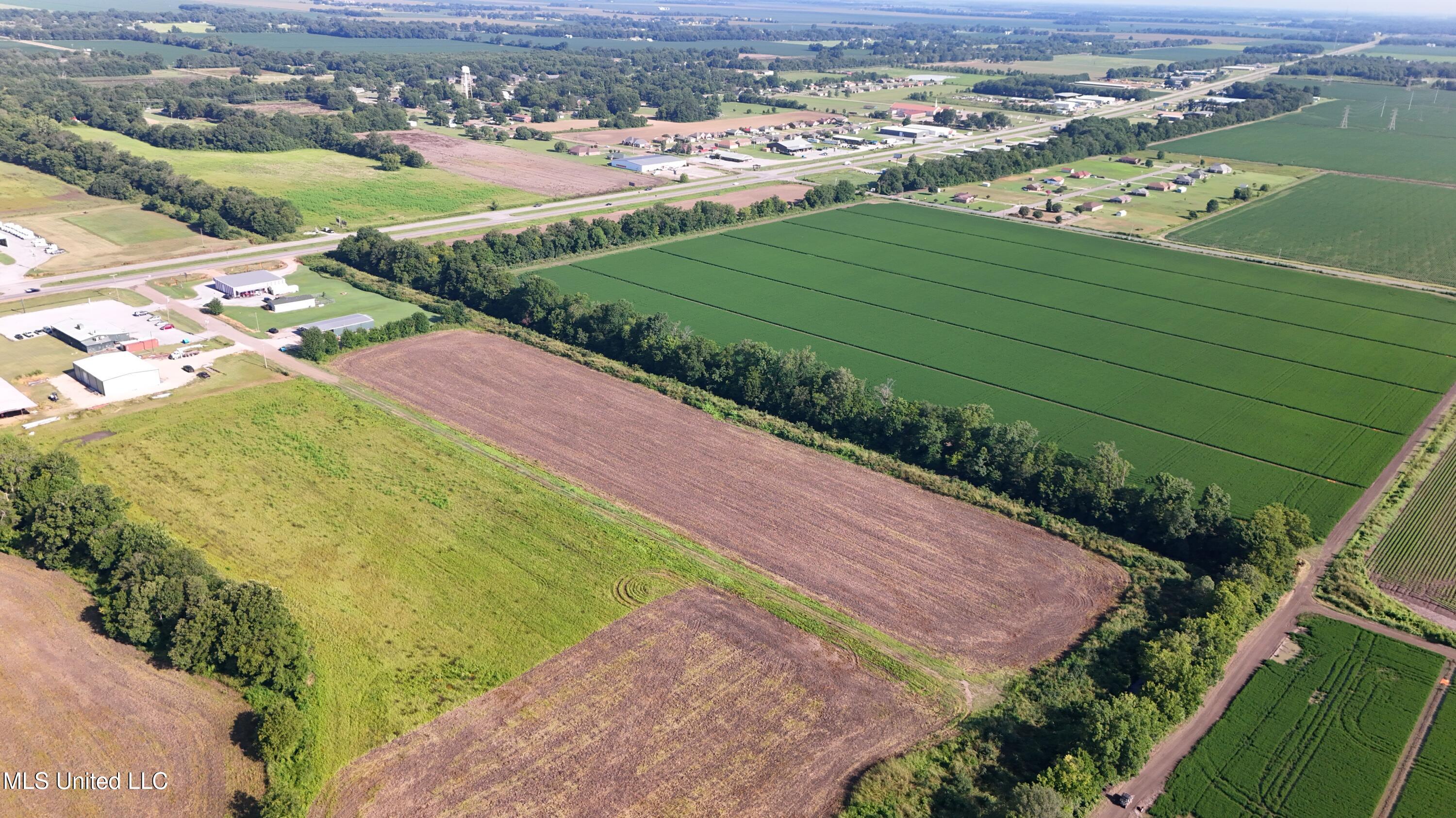 Lucas Road Cleveland, MS 38732 - Photo 8 of 22 DJI_20250702091514_0823_D
