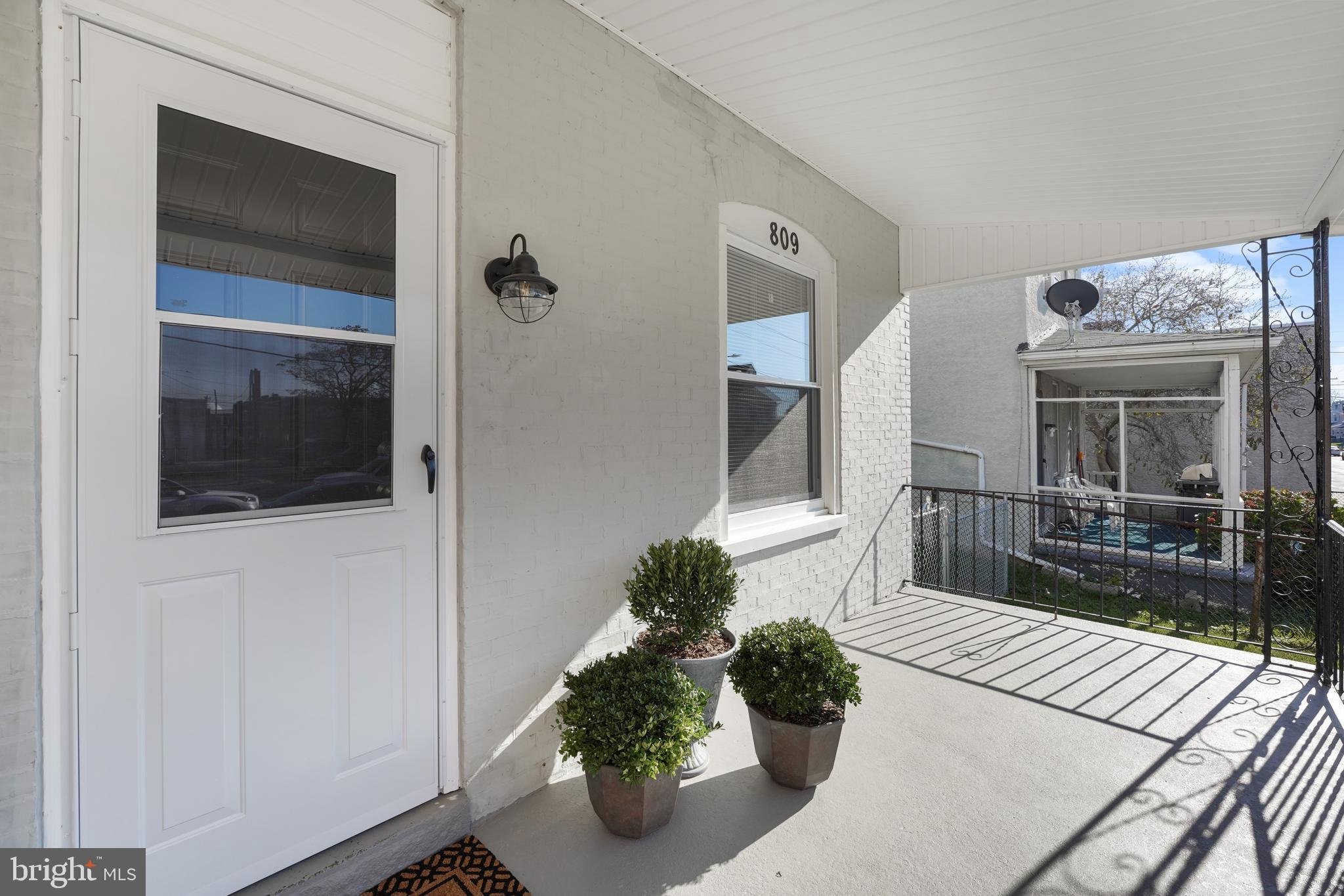 809 Market Street Marcus Hook, PA 19061 - Photo 2 of 35