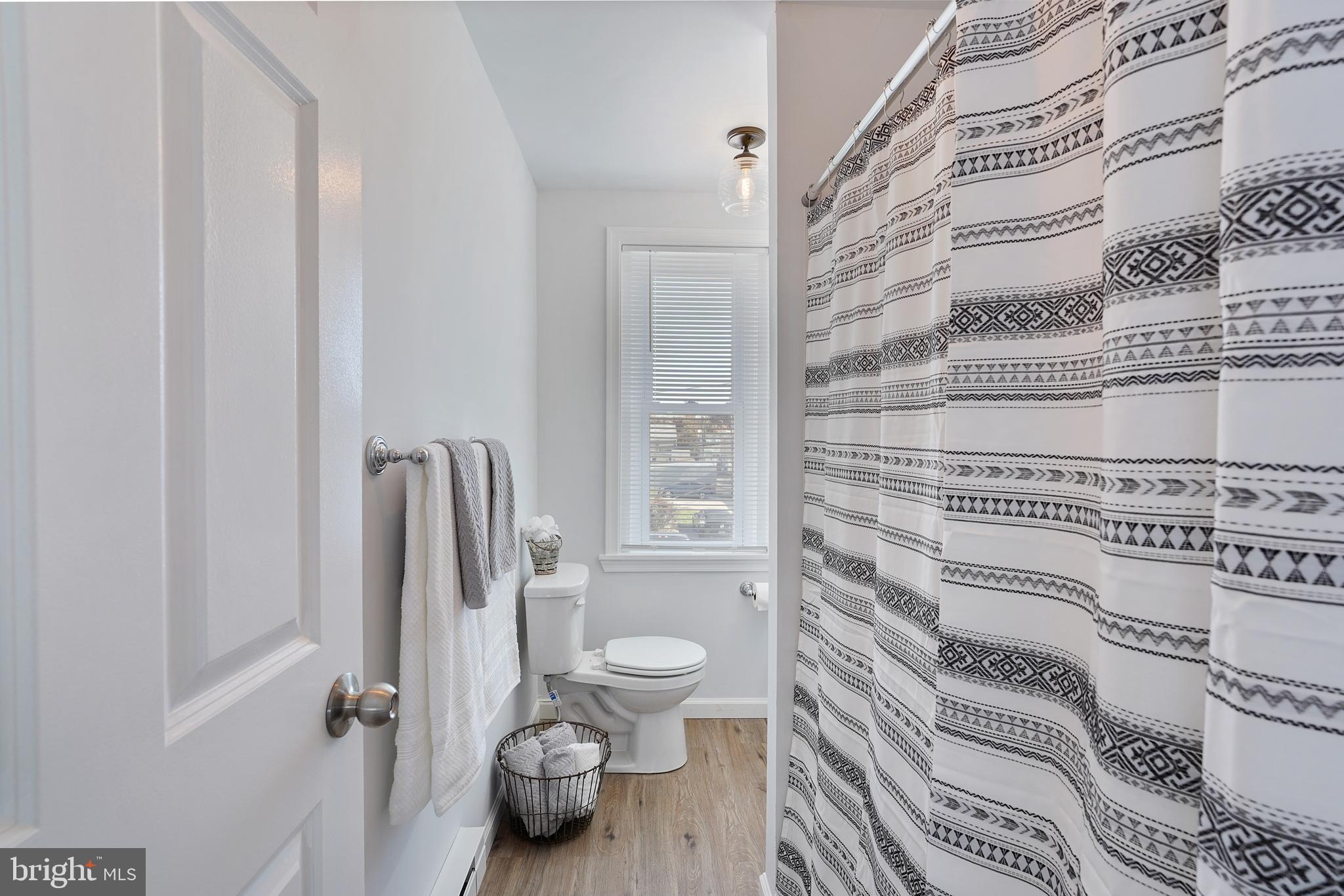 809 Market Street Marcus Hook, PA 19061 - Photo 27 of 35