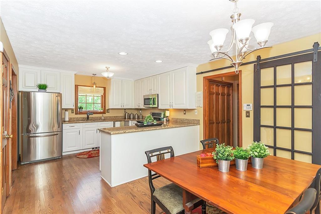 9944 Fall Creek Road Indianapolis, IN 46256 - Photo 6 of 32 Gallery Image 6