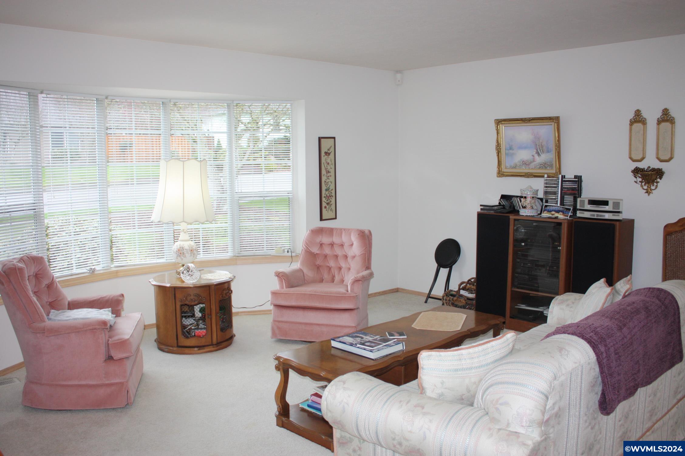 5452 Lone Oak Road Southeast Salem, OR 97306 - Photo 15 of 42