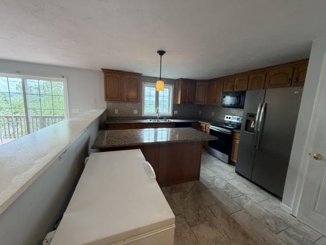 4 Pearlbush Path Worcester, MA 01607 - Photo 23 of 39 Gallery Image 23