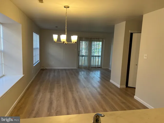 $1,800 | 83 West Laurel Avenue, Cheltenham, PA 19012