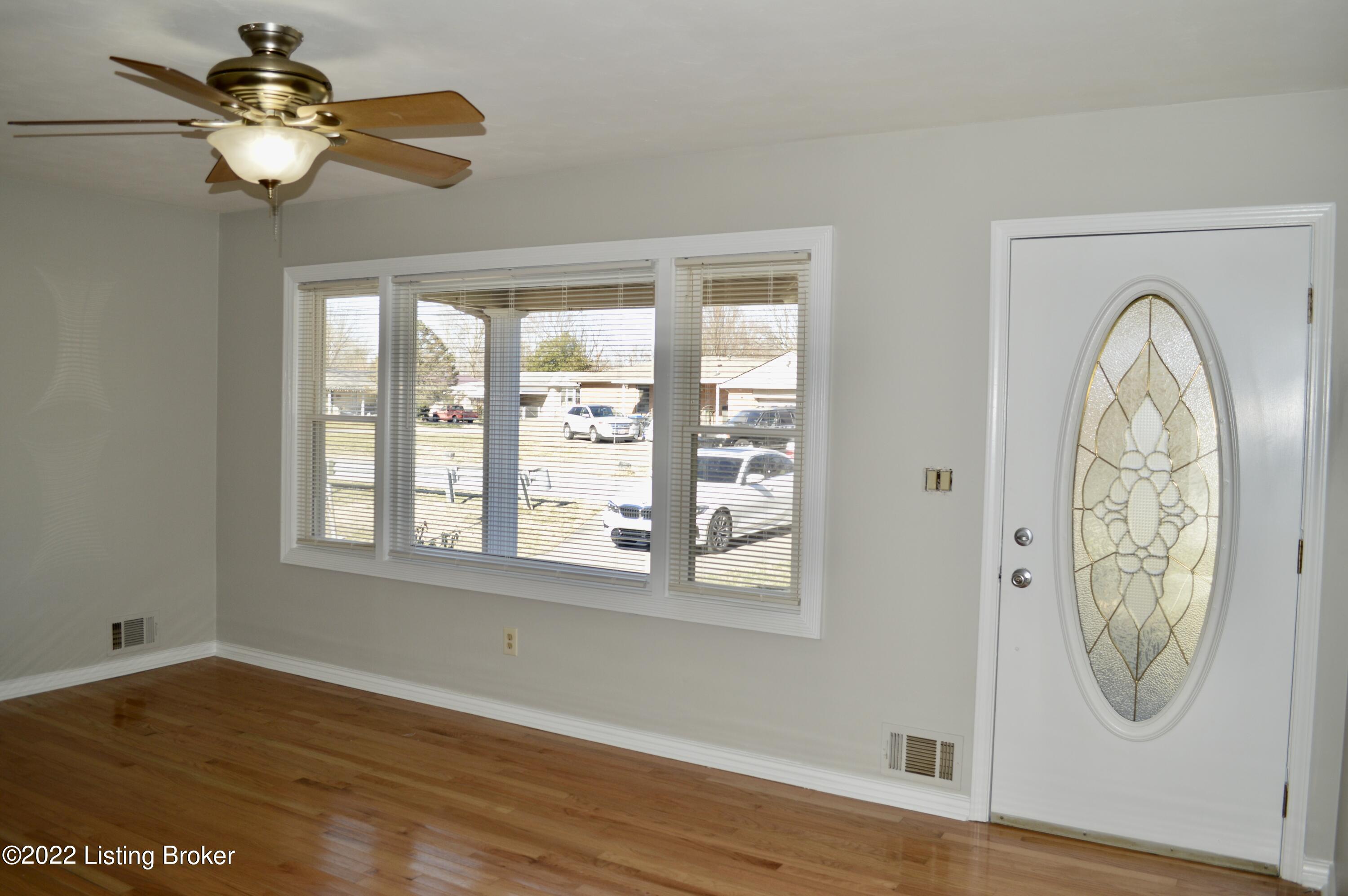 5504 Maryman Road Louisville, KY 40258 - Photo 10 of 26 A82D662A-3F42-4C68-A0AF-1AD24F181621_1_2
