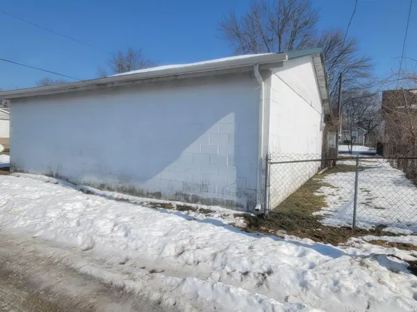 $27,000 | 1403 South Shipley Street, Muncie, IN 47302