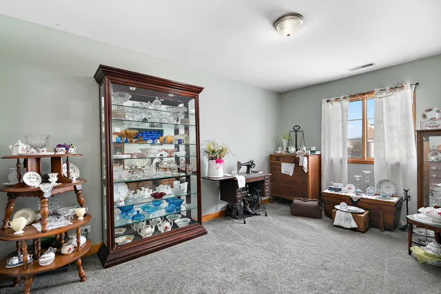 $469,950 | 1123 Meadow Path, Manteno, IL 60950