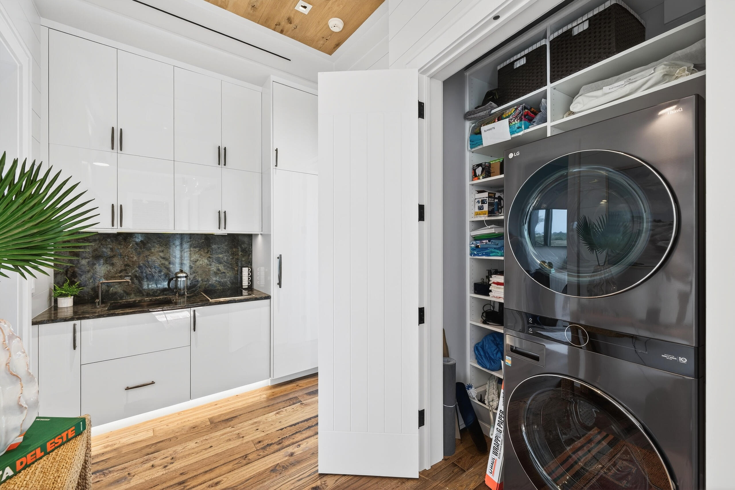 430 Fish Tale Road Charleston, SC 29492 - Photo 17 of 108 Laundry