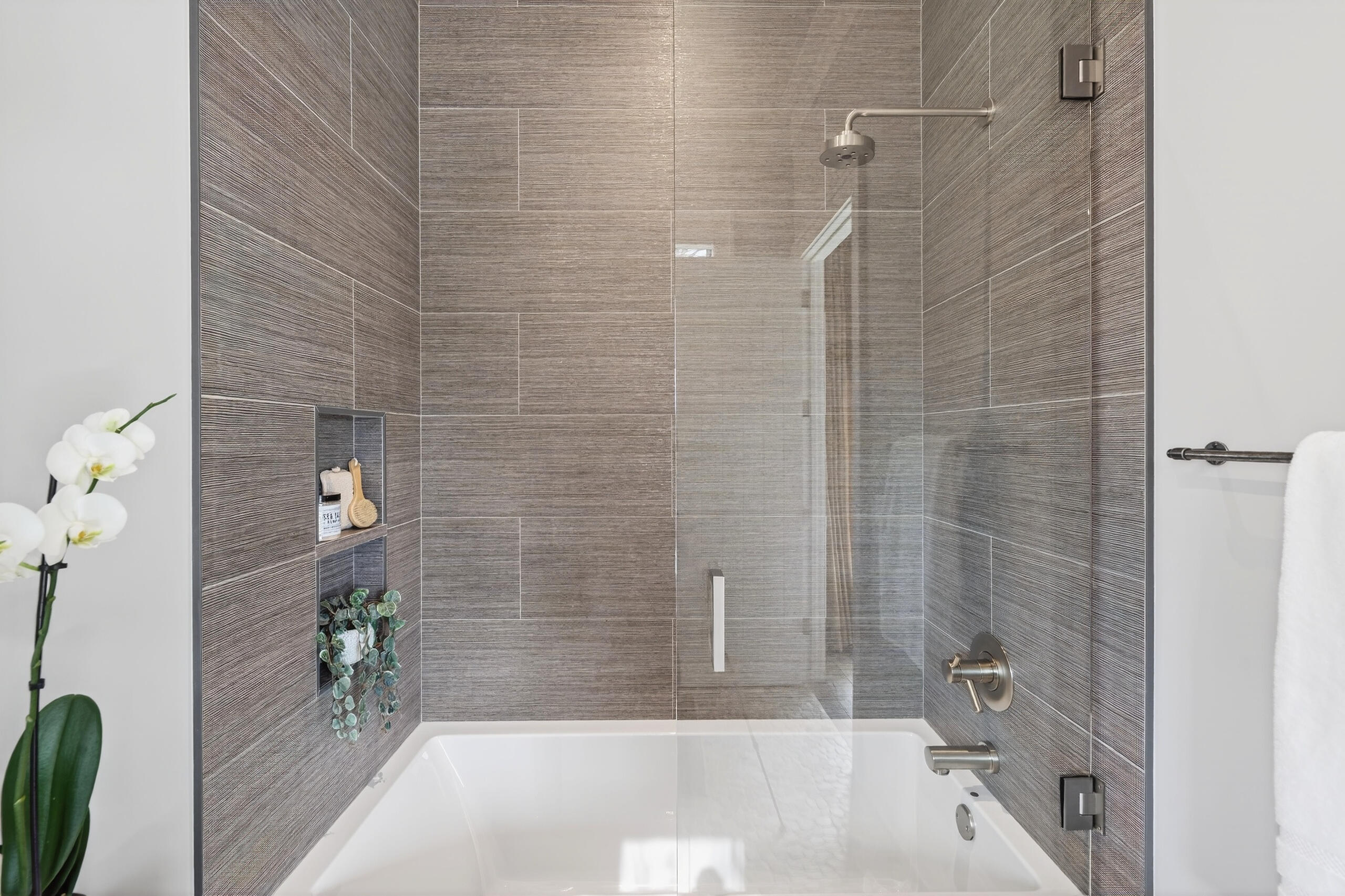 430 Fish Tale Road Charleston, SC 29492 - Photo 25 of 108 Shower/Tub Combo