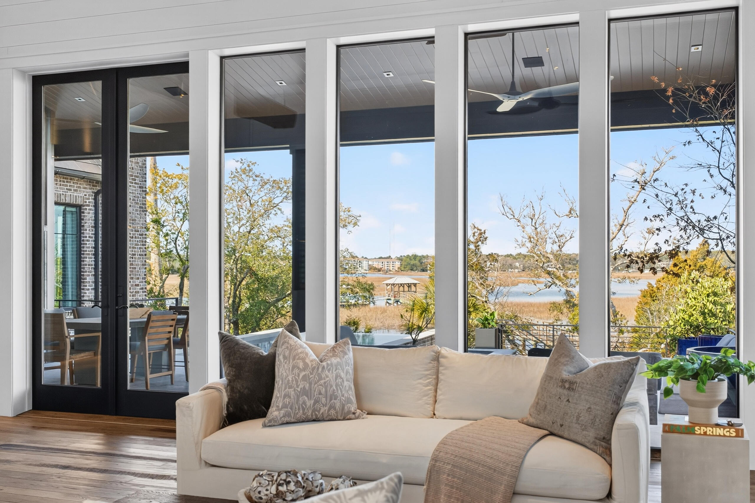 430 Fish Tale Road Charleston, SC 29492 - Photo 35 of 108 Living Room Views