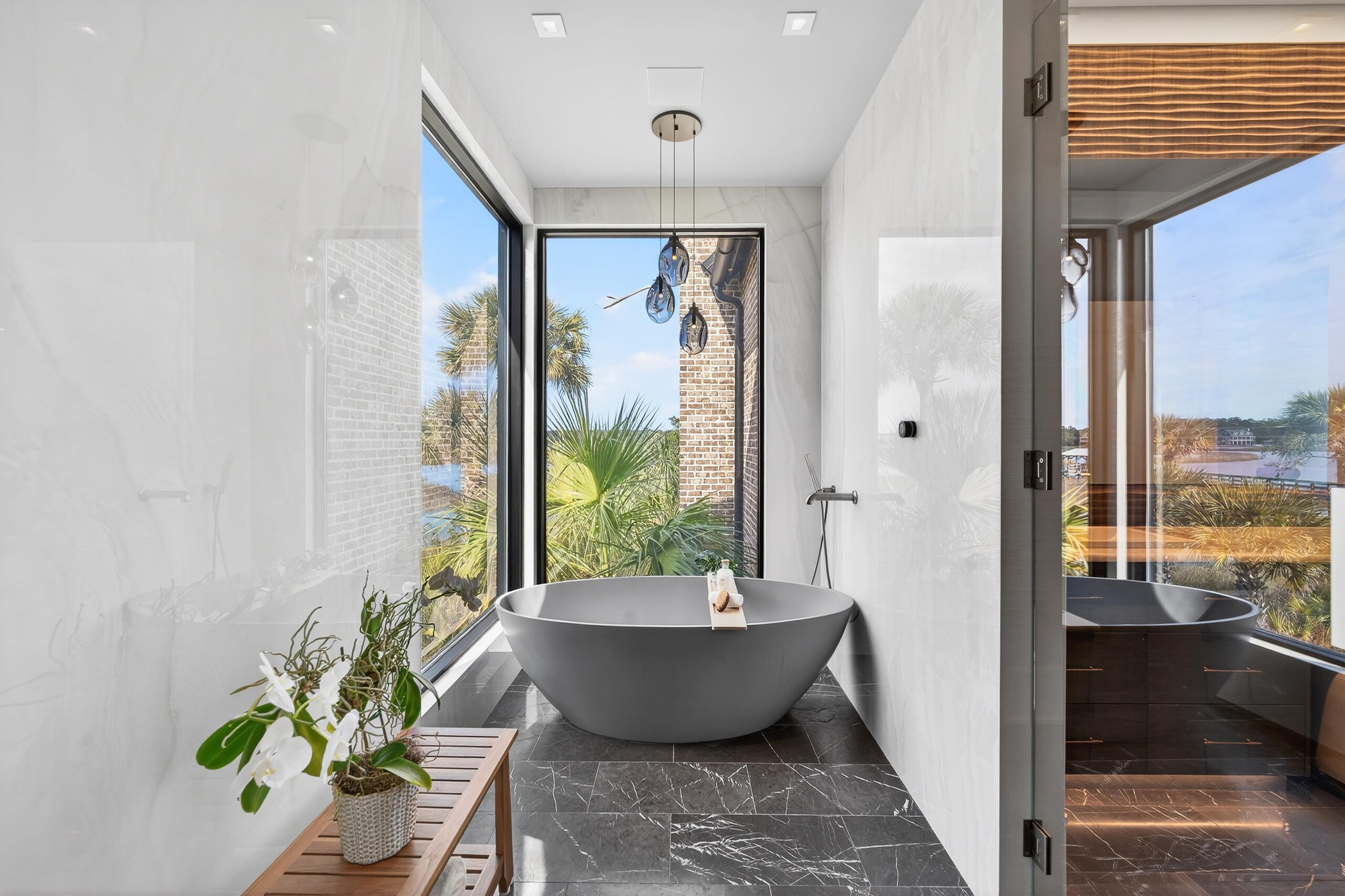 430 Fish Tale Road Charleston, SC 29492 - Photo 57 of 108 Tub with Marsh Views