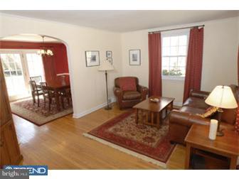 270 Rosedale Avenue Wayne, PA 19087 - Photo 2 of 12