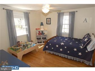 270 Rosedale Avenue Wayne, PA 19087 - Photo 7 of 12